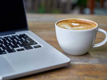 Szkolenie online przy kawie